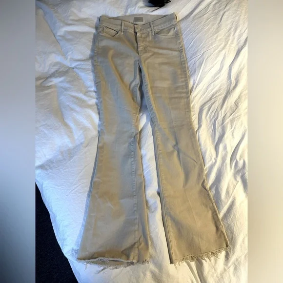 Mother Denim The Weekender Fray Jean - Picture 4 of 10